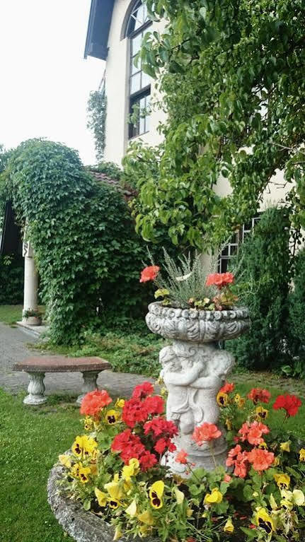 Vikerkaare Villa Tartu Exterior foto